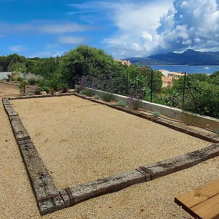Avec Vue Panoramique Sur La Baie فيلة كالفي